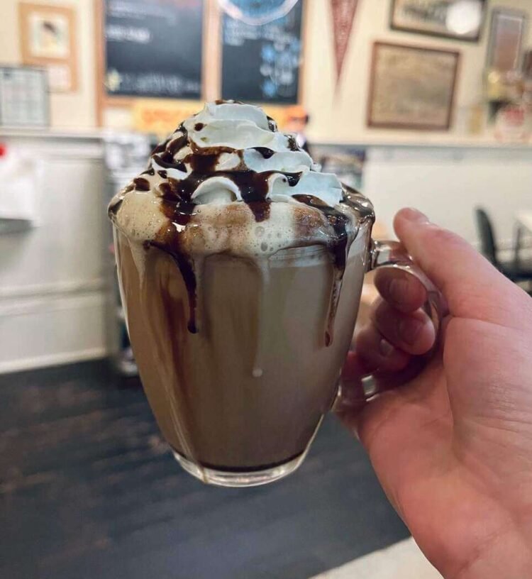 Fall Mocha 26 Cozy Fall Coffee Drinks You’ll Love in 2025