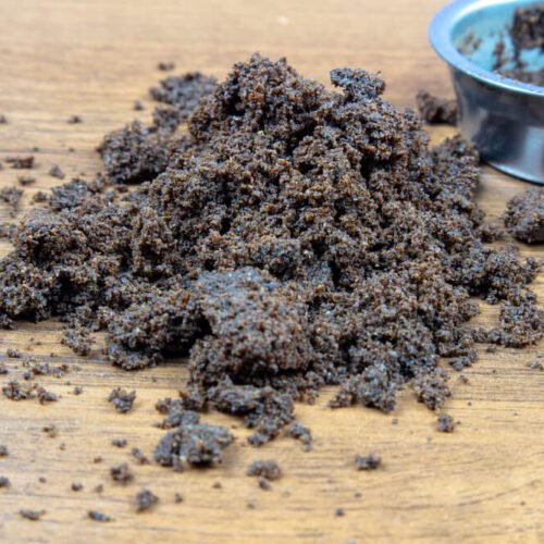 how to dry coffee grounds