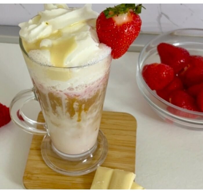 White Chocolate Strawberry Latte Recipe