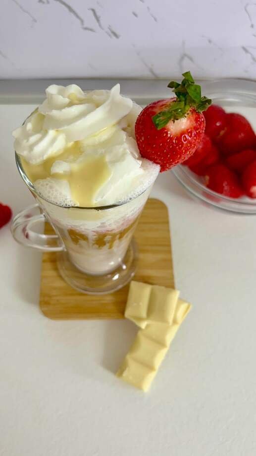 White chocolate strawberry latte recipe
