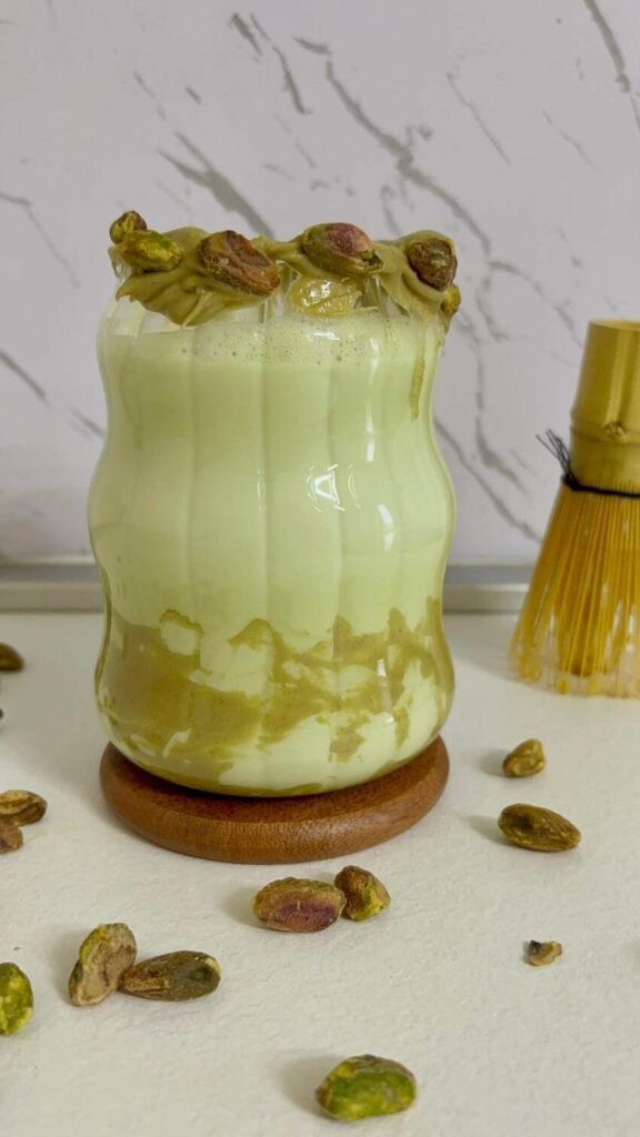 iced pistachio matcha latte recipe