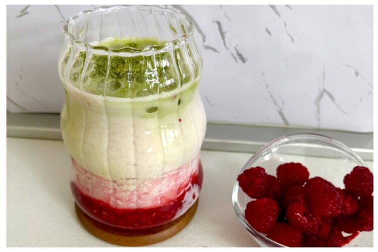 raspberry matcha latte recipe