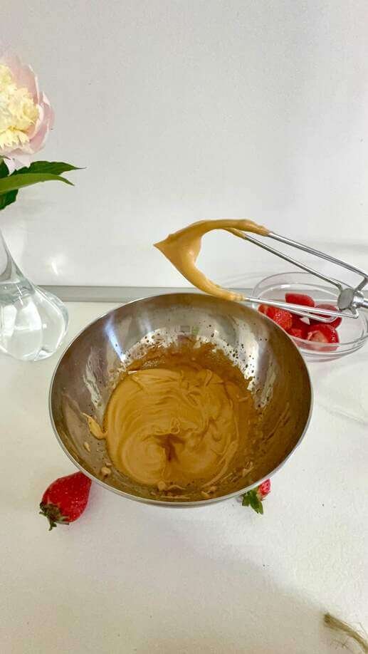 strawberry dalgona coffee recipe
