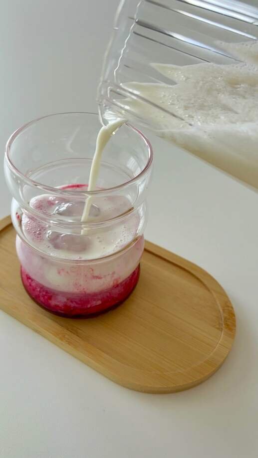 iced raspberry latte recipe