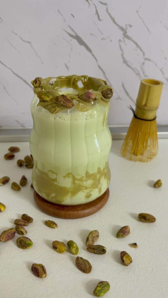 pistachio matcha latte recipe