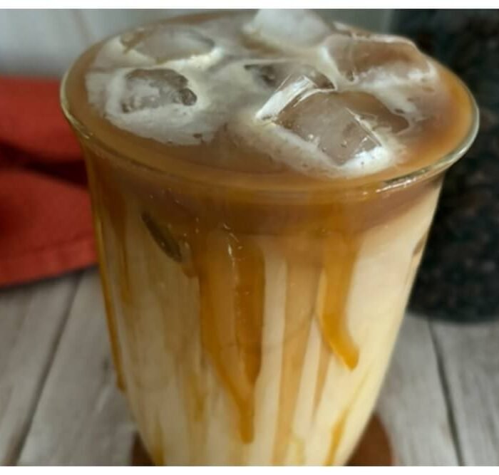 Iced Caramel Latte Recipe (Starbucks Copycat)