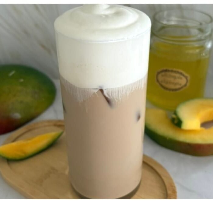 Iced Mango Cream Chai (Starbucks Copycat)