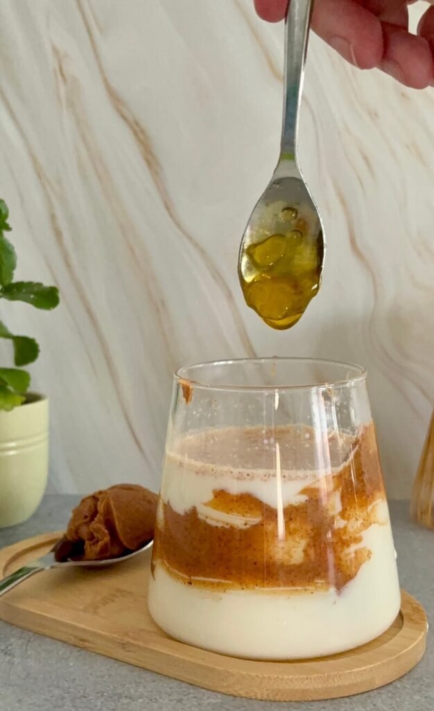 iced peanut butter matcha latte