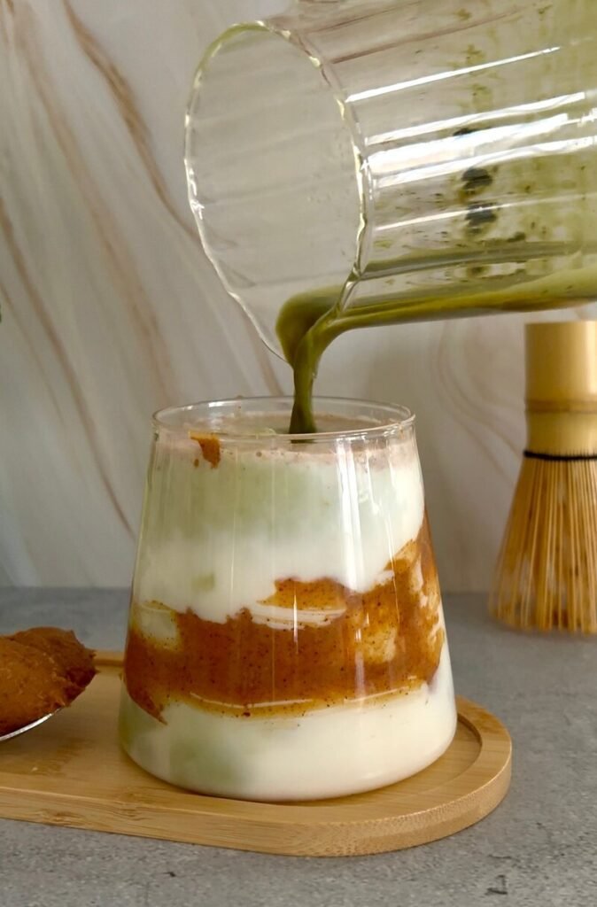 iced peanut butter matcha latte