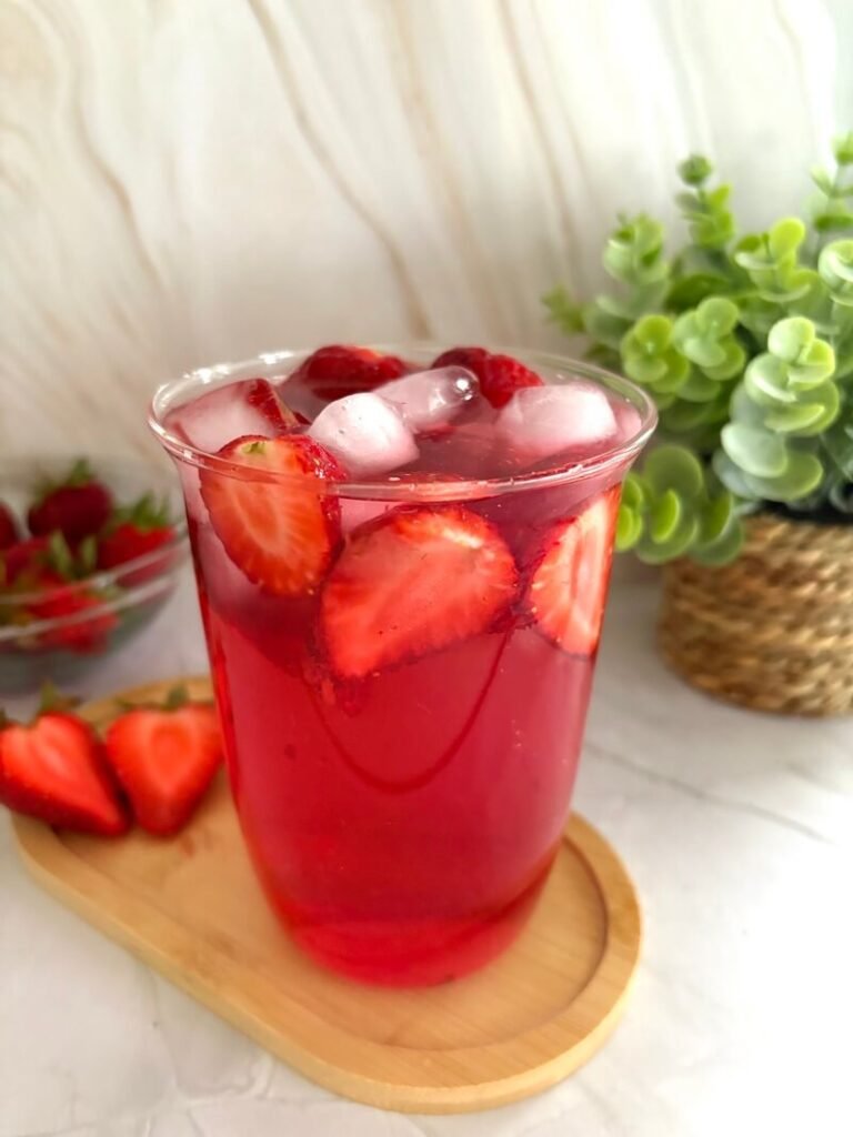 strawbery acai refresher recipe