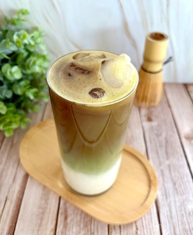 iced dirty matcha latte recipe