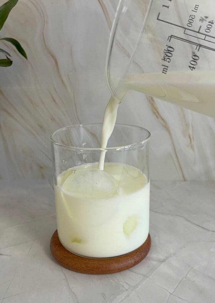 iced vanilla matcha latte recipe