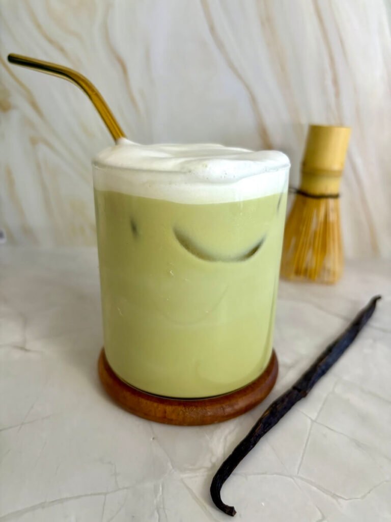 iced vanilla matcha latte
