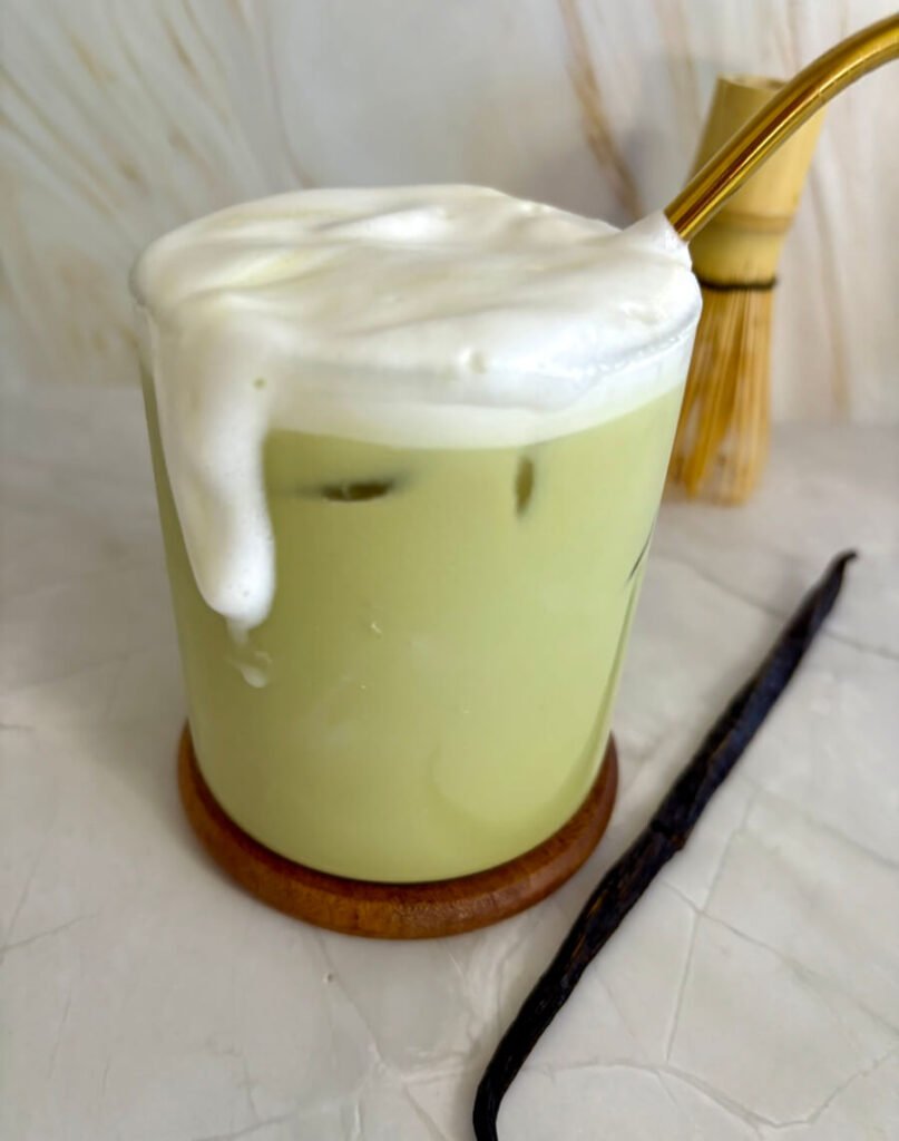 iced vanilla matcha latte