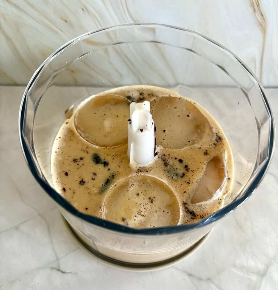 mocha cookie crumble frappuccino 