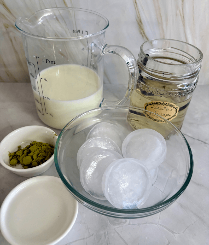 iced vanilla matcha latte recipe