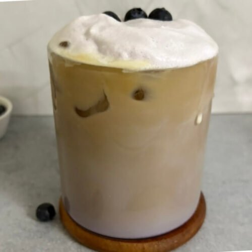 iced blueberry latte