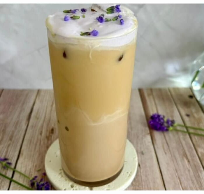 Iced Lavender Oatmilk Latte Recipe (Starbucks Copycat)