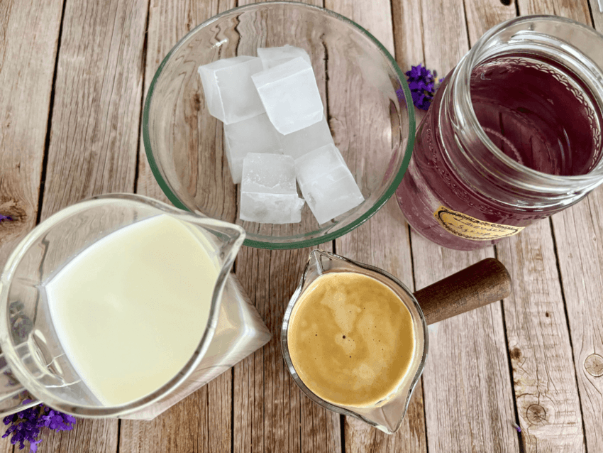 iced lavender oatmilk latte recipe