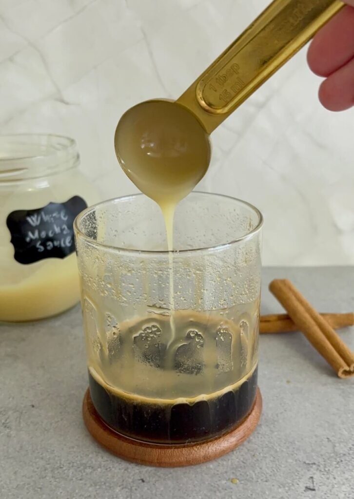 iced cinnamon roll latte recipe 