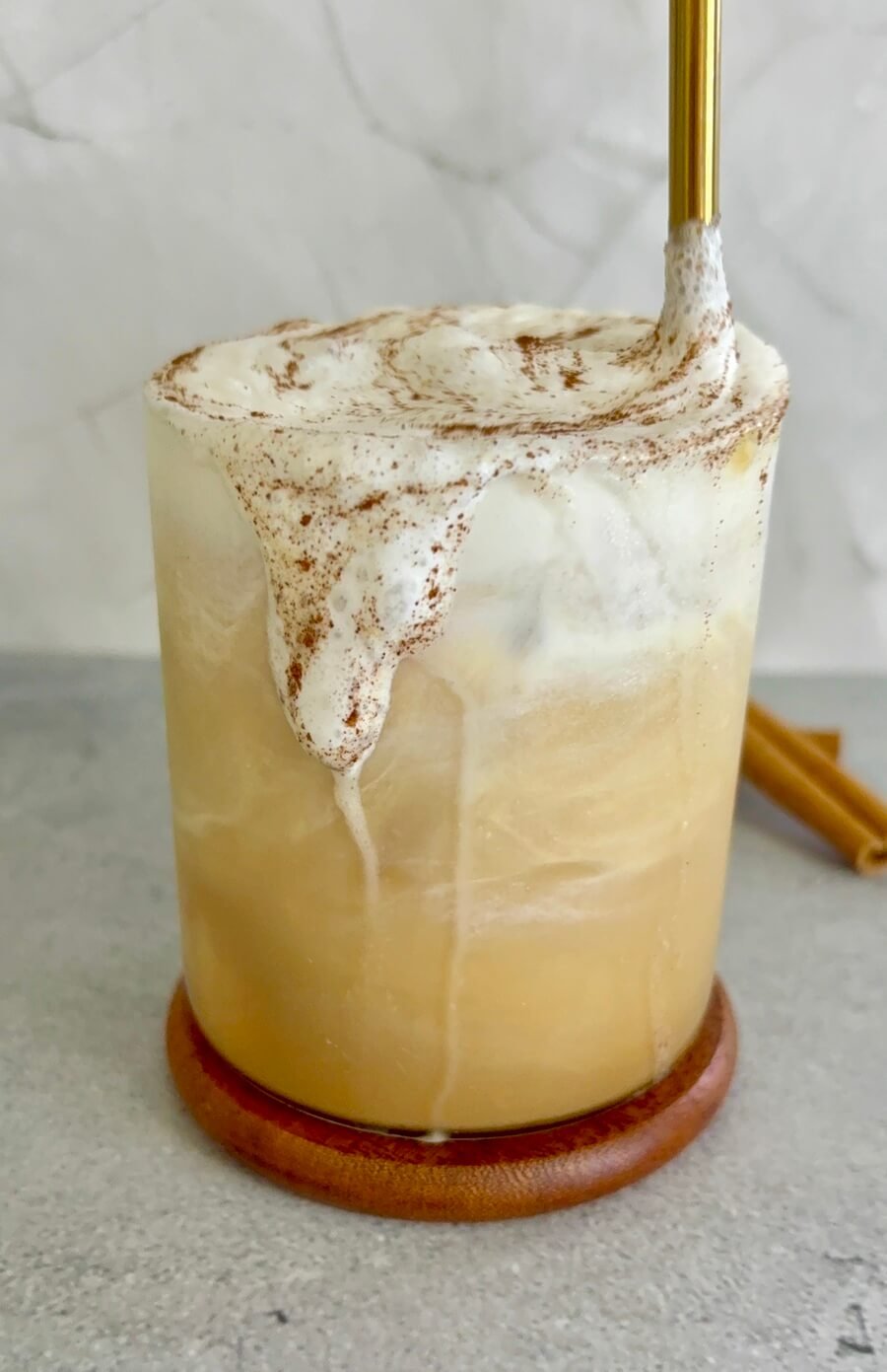 iced cinnamon roll latte recipe