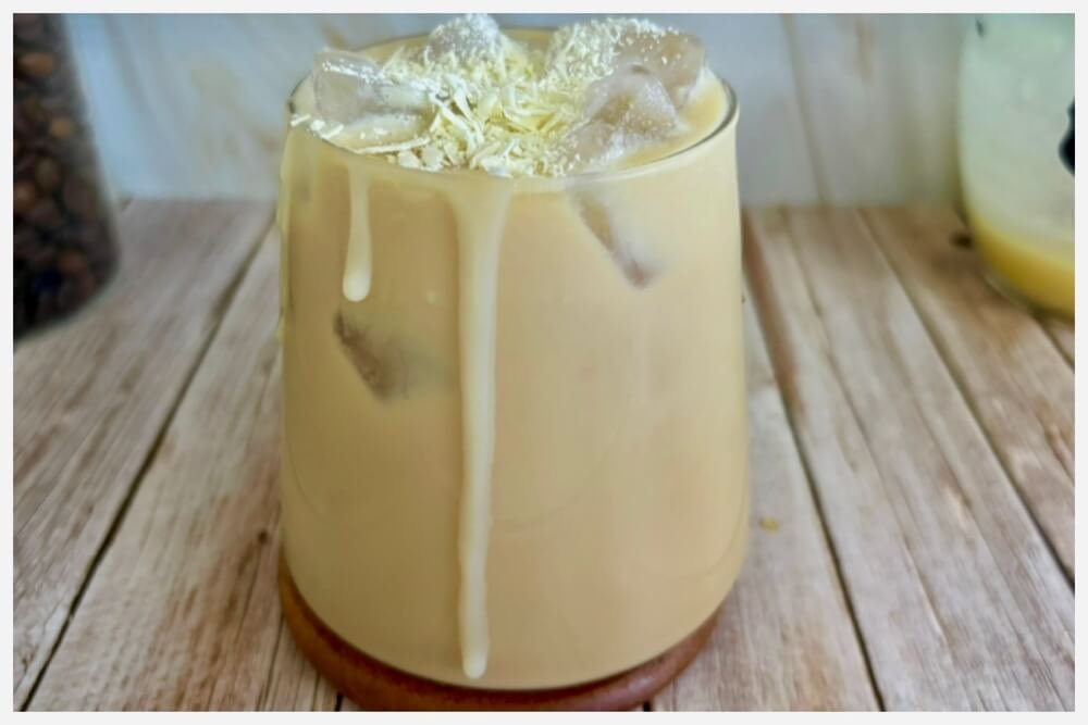 white chocolate maple latte