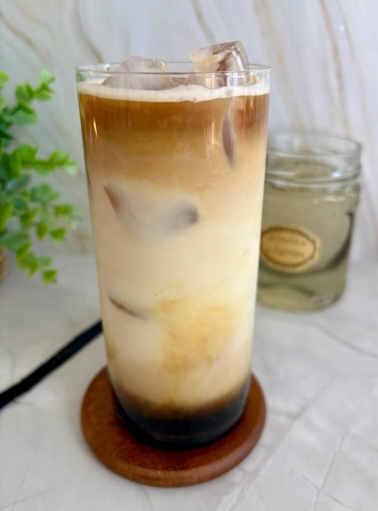 iced salted vanilla latte 