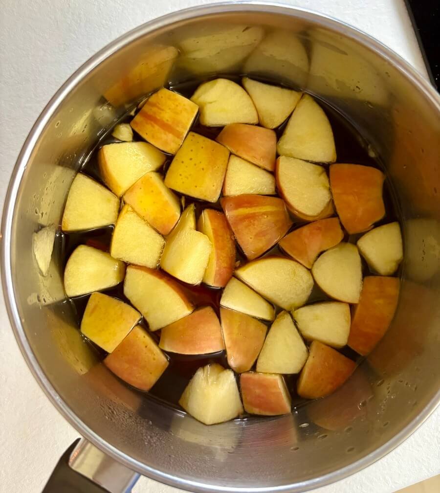 Apple Brown Sugar Syrup Recipe (Starbucks Copycat)