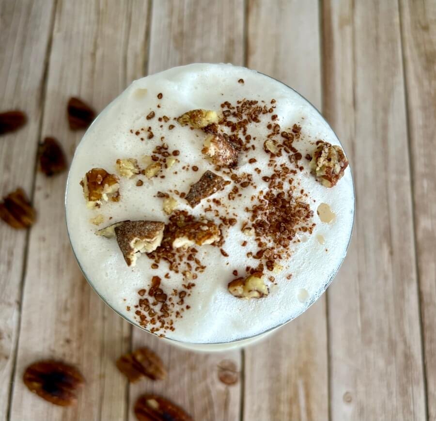iced pecan crunch oatmilk latte starbucks copycat