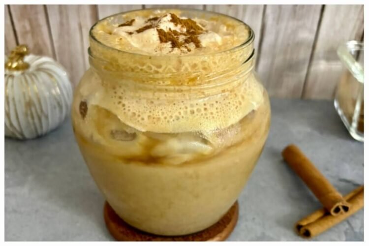 iced pumpkin cream shaken espresso recipe starbucks copycat