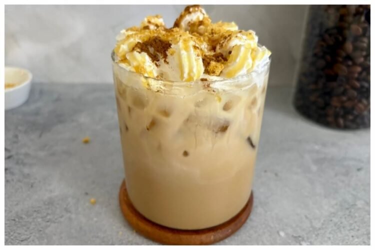 Iced Teddy Graham Latte recipe
